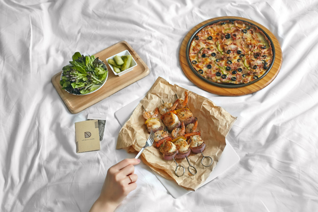 Combination Pizza and Seafood Skewers